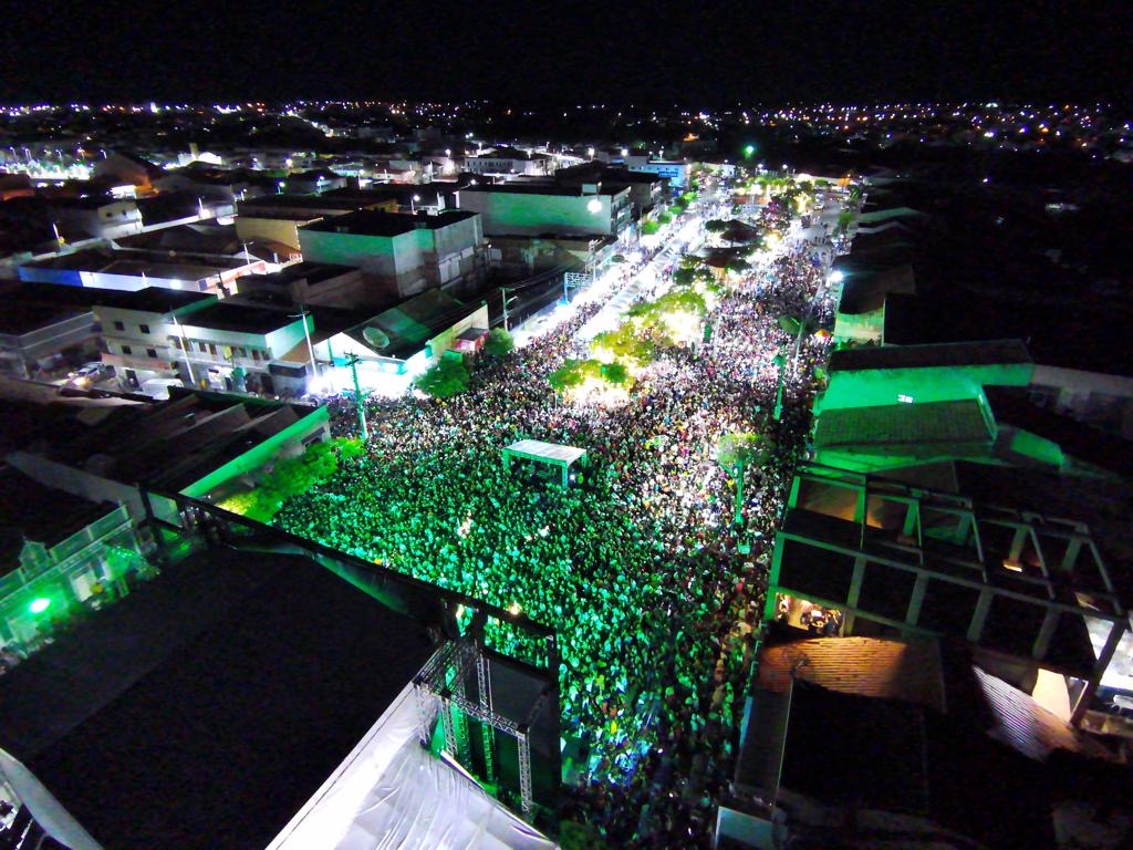 FestBerro se encerra como o maior da história: mais de 20 mil pessoas por noite nas apresentações artísticas