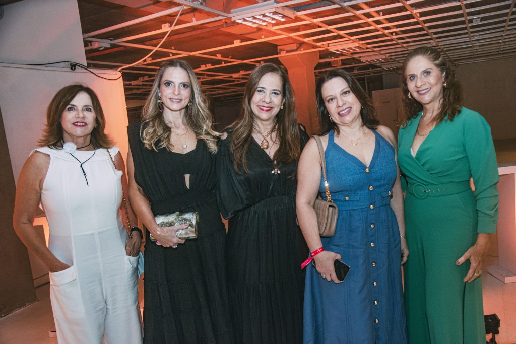 Amazonia Albuquerque, Michelle Aragao, Martinha Assuncao, Ana Zelia Gadelha E Vaneli Carlos