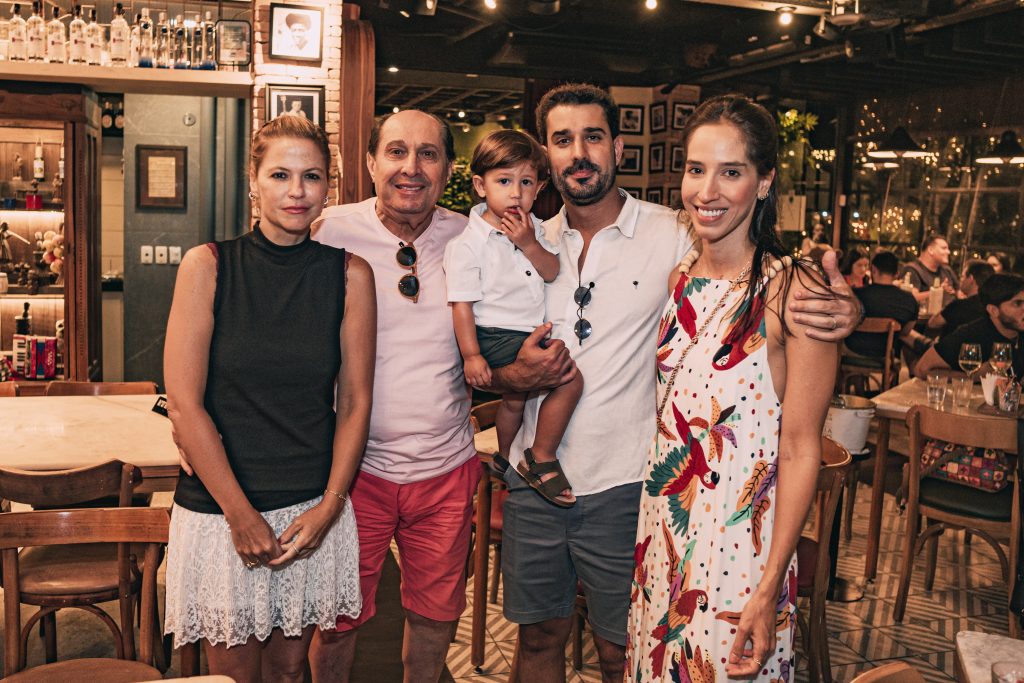 Andreia Juacaba, Aginaldo Lima, Joao Lima, Felipe Lima E Lina Lima