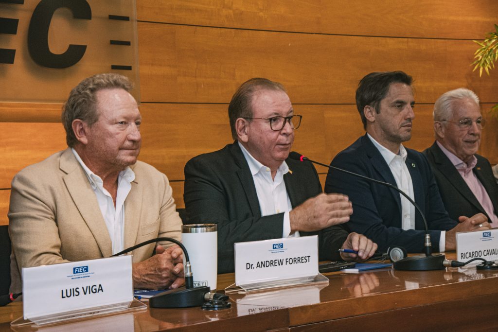 
				Andrew Forrest, Ricardo Cavalcante e Agustin Pichot 
				