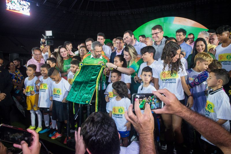 COM INAUGURAÇÃO DE MELHORIAS - Governo do Ceará realiza solenidade em comemoração aos 50 anos da Arena Castelão