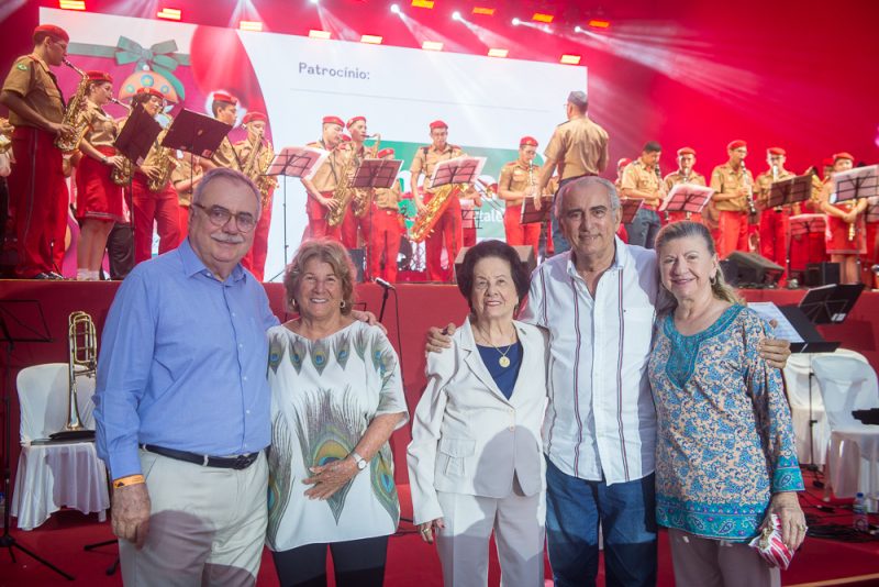 Gratidão - Abertura do 27º Natal de Luz encanta o público na Praça do Ferreira com show inédito de Geraldo