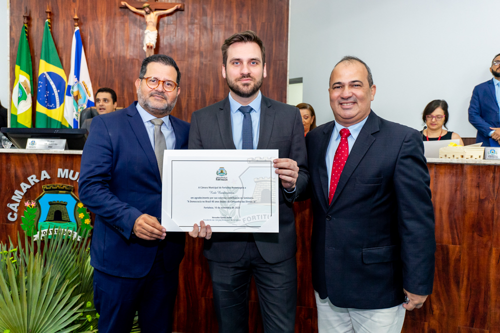 Carlo Bastos, Douglas Santucci E Hermann Hesse (1)