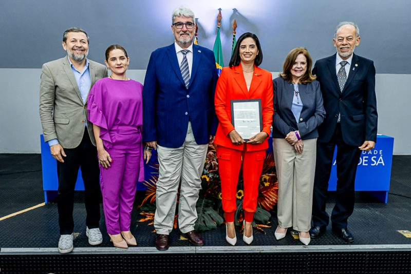 Élcio Batista, Ana Paula Lima, Johannes Bloss, Marlene Pinheiro, Roseane Medeiros E Inácio Arruda (2)