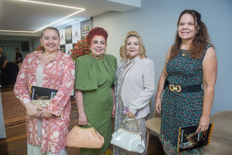 ENCONTRO COM A ARTE - Alessandro e Germano Belchior lançam mostra coletiva de obras de arte do projeto Amigos em Ação