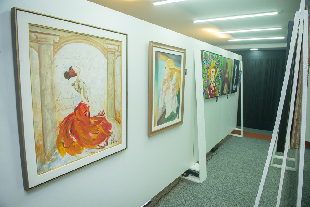 Exposição Dos Amigos Em Ação Na Alessandro Belchior Imóveis (10)