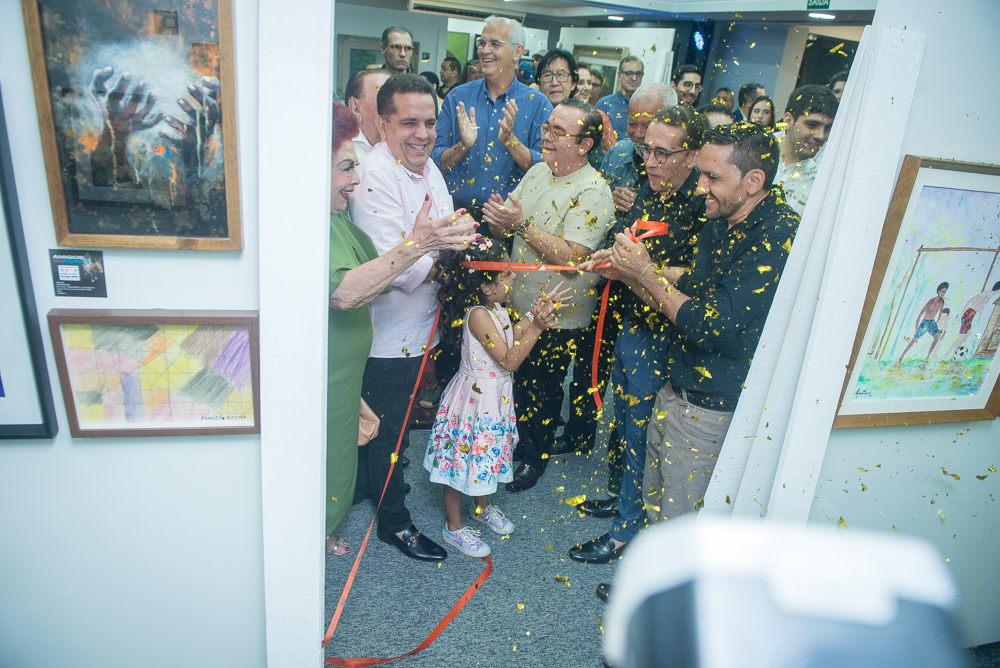 Exposição Dos Amigos Em Ação Na Alessandro Belchior Imóveis (69)