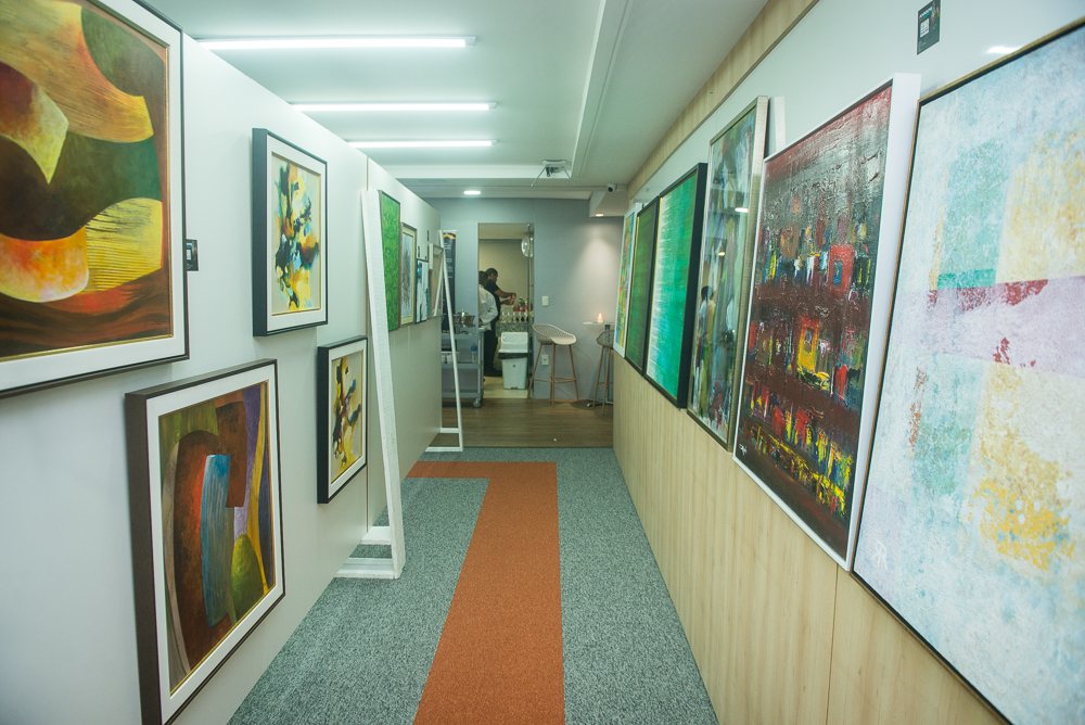 Exposição Dos Amigos Em Ação Na Alessandro Belchior Imóveis (7)