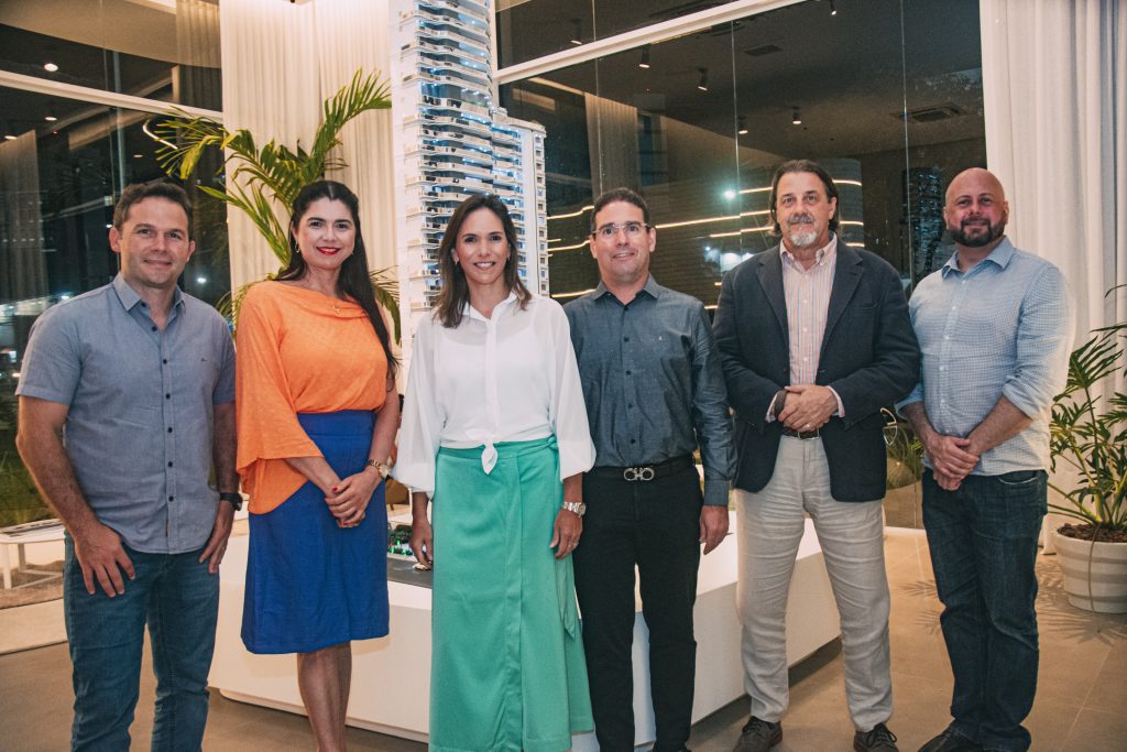 Fabio Albuquerque, Hissa Tavares, Renata Santos, Roberto Rocha, Vittorio Ghia E Diogo Milanesi