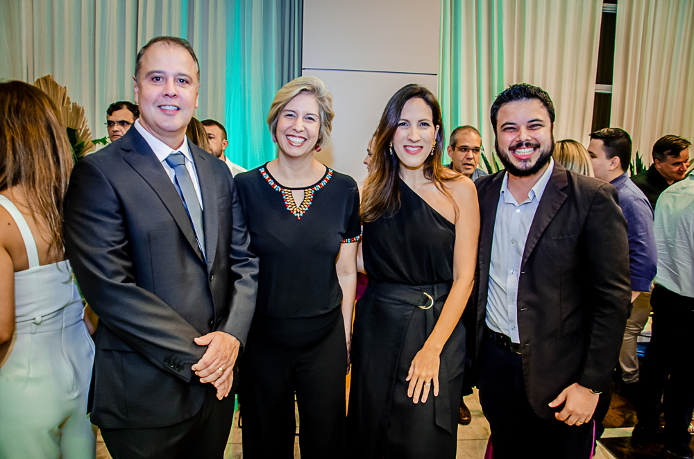 Fabrício Martins, Tatiane Zaccaro, Mariana Matos E Athila Nepomuceno