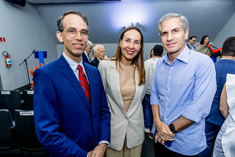 PRESTÍGIO - Marlene Pinheiro toma posse e se torna cônsul honorária da Alemanha em Fortaleza