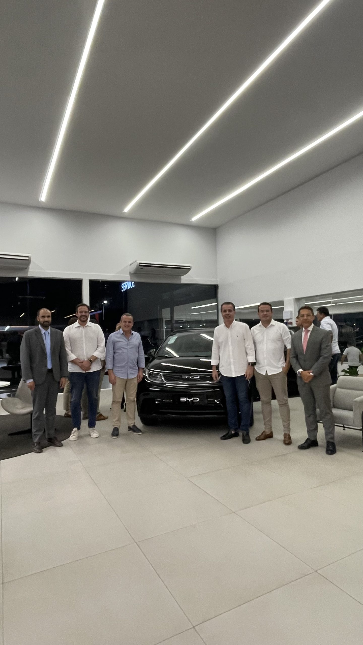 BYD Carmais promove palestra sobre instalações de veículos elétricos em condomínios em Fortaleza