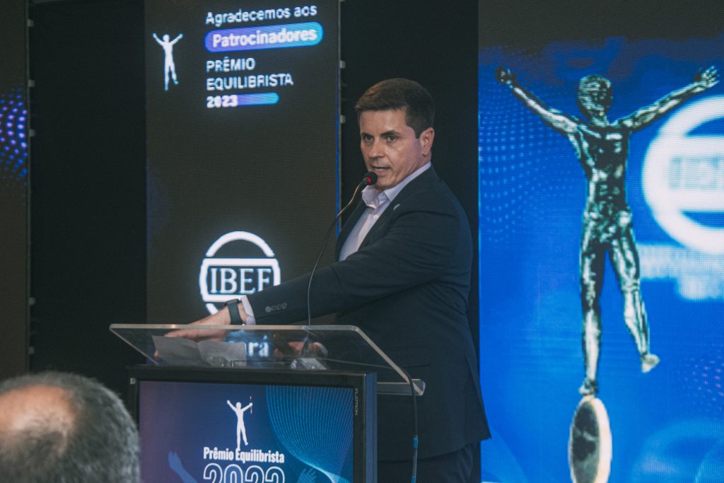 Ives Castelo Branco (2)