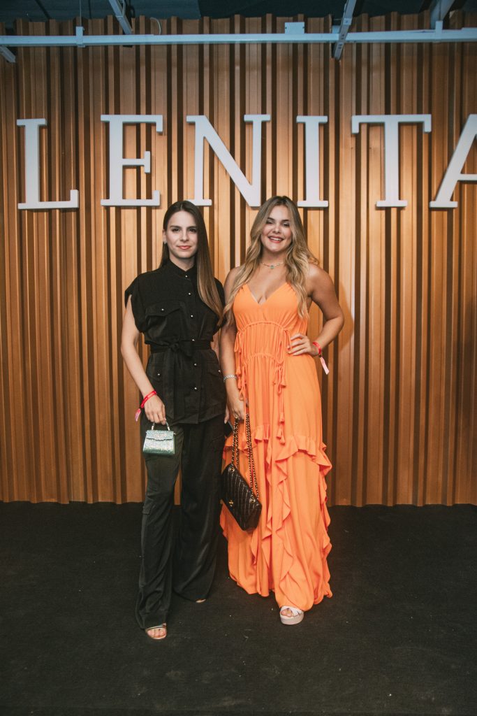 Lara Linhares E Nicolle Vichnevski (1)