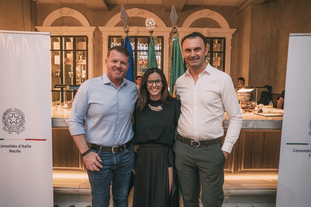 Lissandro Turatti, Marcilia Martins E Luca Lunghi