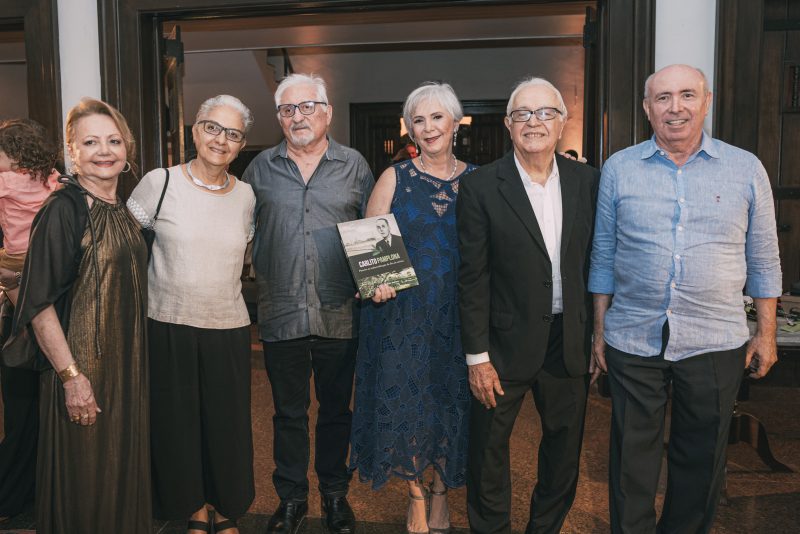 Pioneiro na industrialização do óleo de oiticica - Lourdinha Leite Barbosa lança biografia de Carlito Pamplona no Ideal Clube