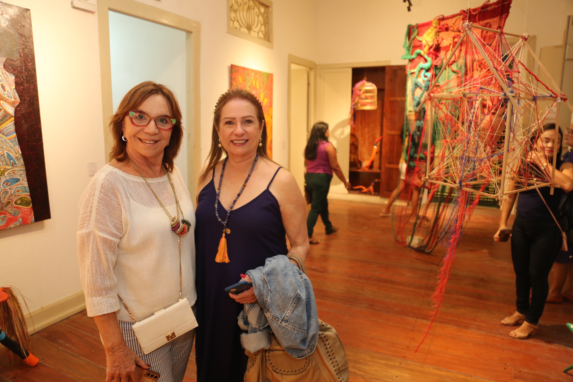 Lucia Wolff E Cristina Aragão