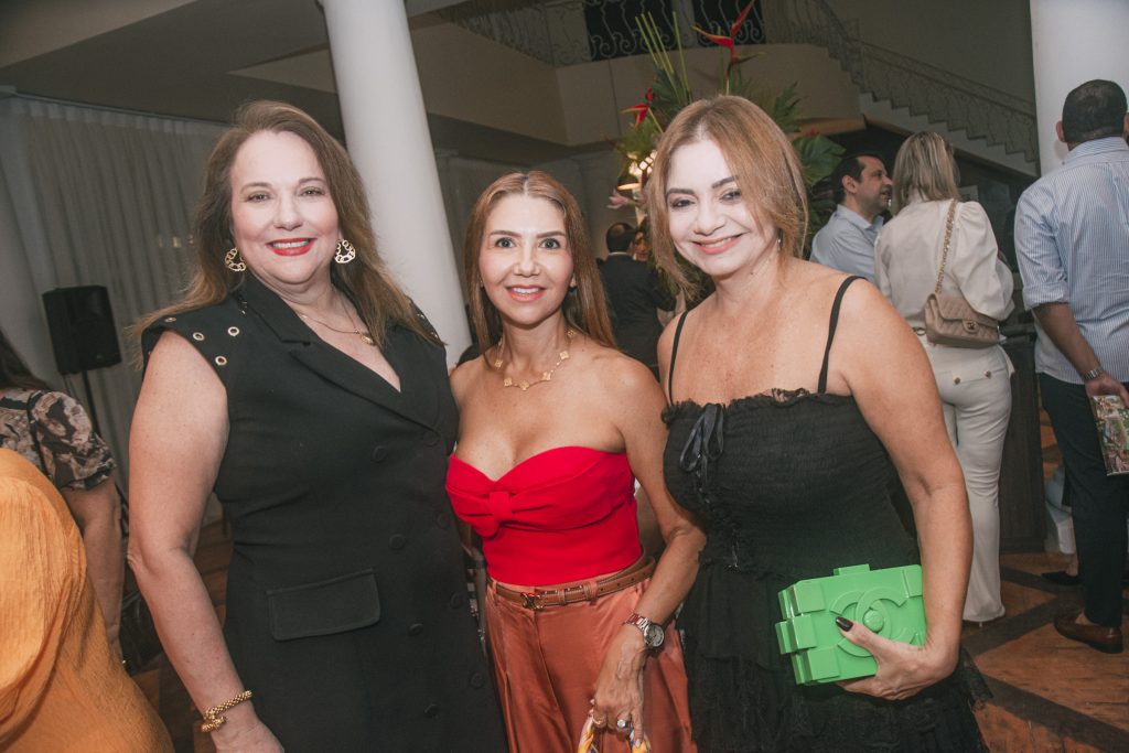 Luziane Cavalcante, Weyne Moreira E Cris Camelo