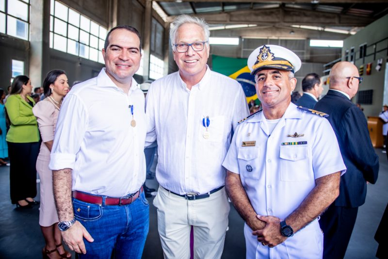 Honraria - Medalha Amigo da Marinha é entregue em solenidade na Capitania dos Portos do Ceará