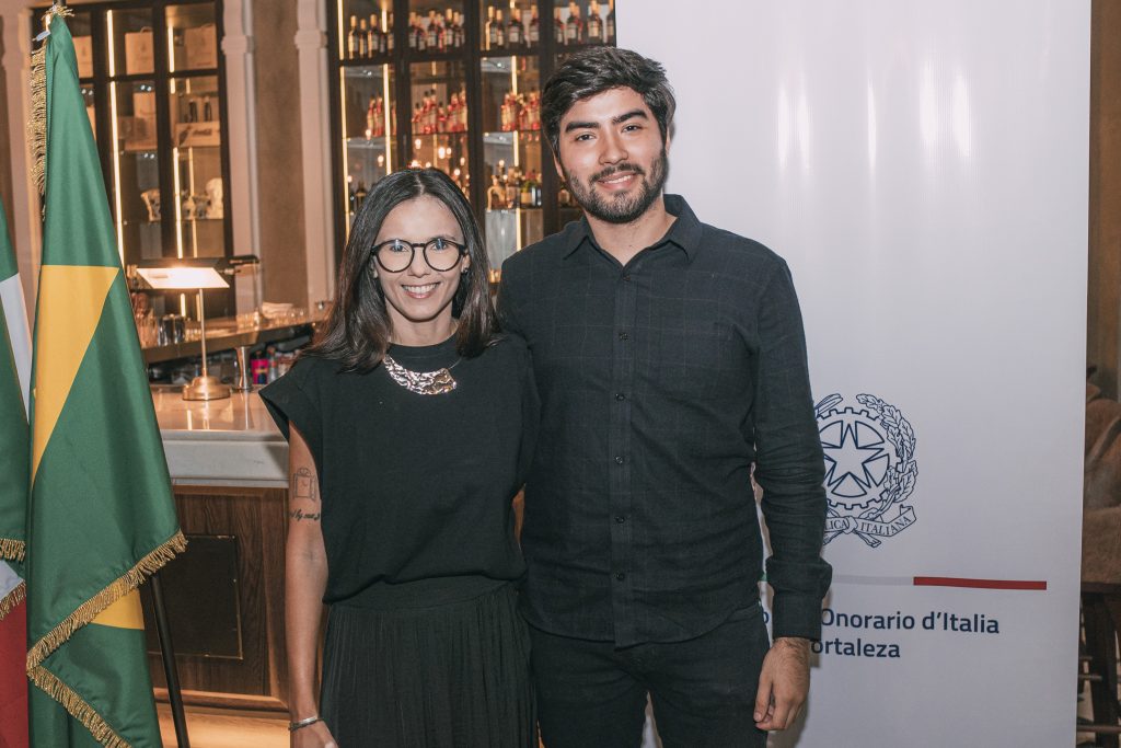 Marcilia Martins E Enzo Vasconcelos