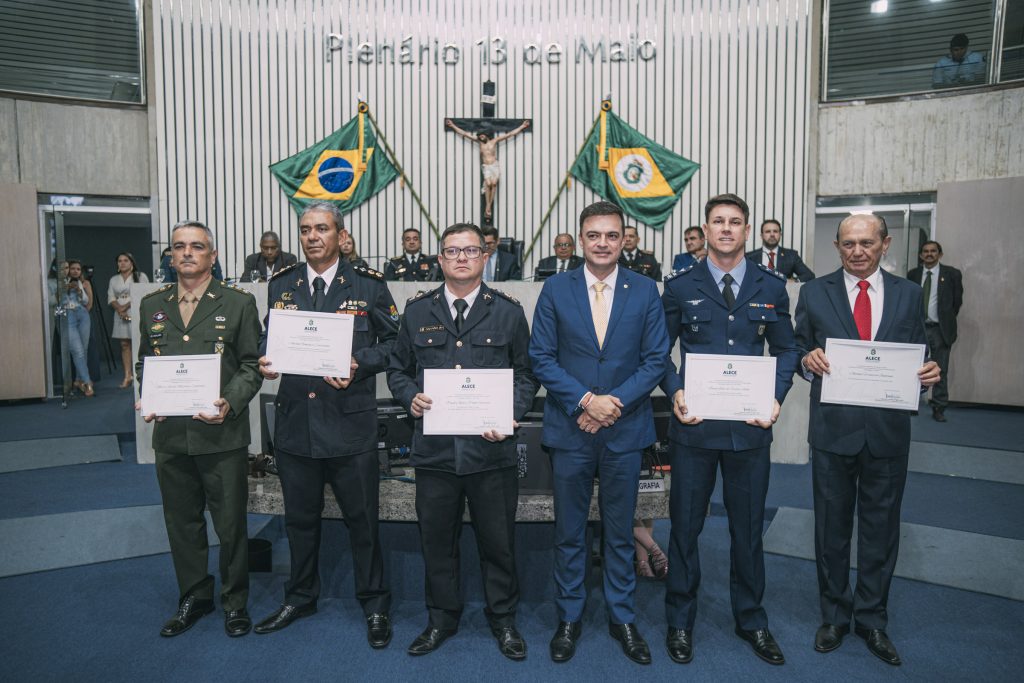 Marco Aurelio Cavalcante, Antonio Goncalves, Paulo Andre Pinho, Fernando Santana, Lauro Luis E Coronel Santana