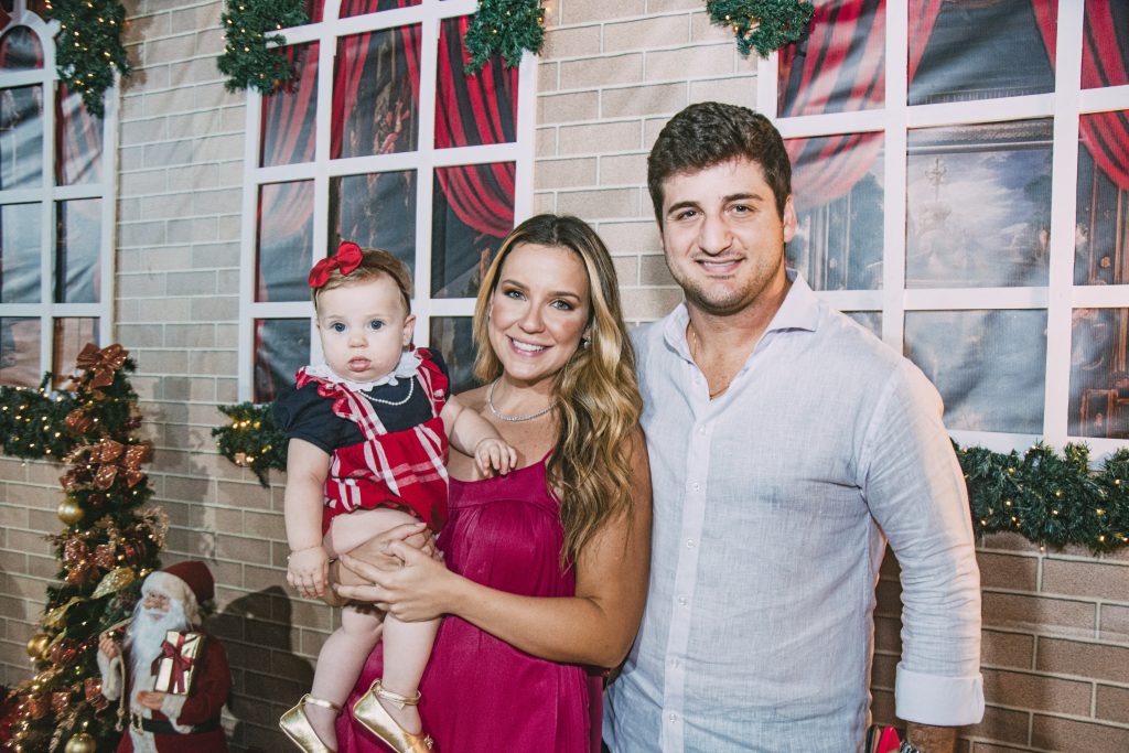 Maria, Fernanda E Omar Macedo