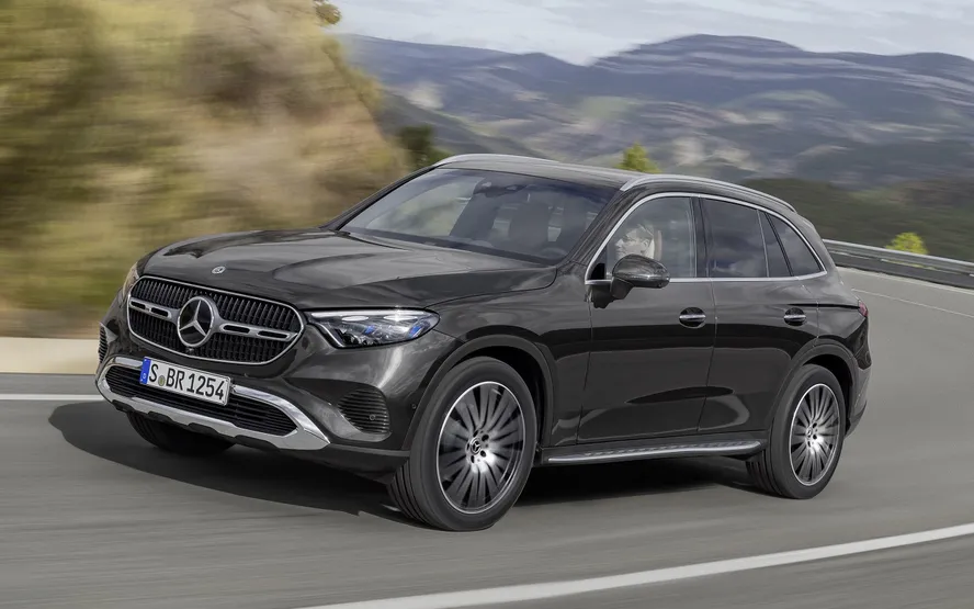 Com motor híbrido leve, Novo GLC chega ao Brasil por …. a gente te diz o preço!