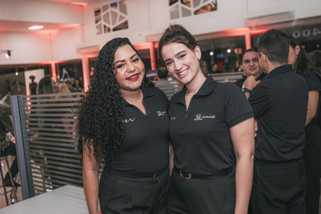 Mikaele Fernandes E Maria Clara