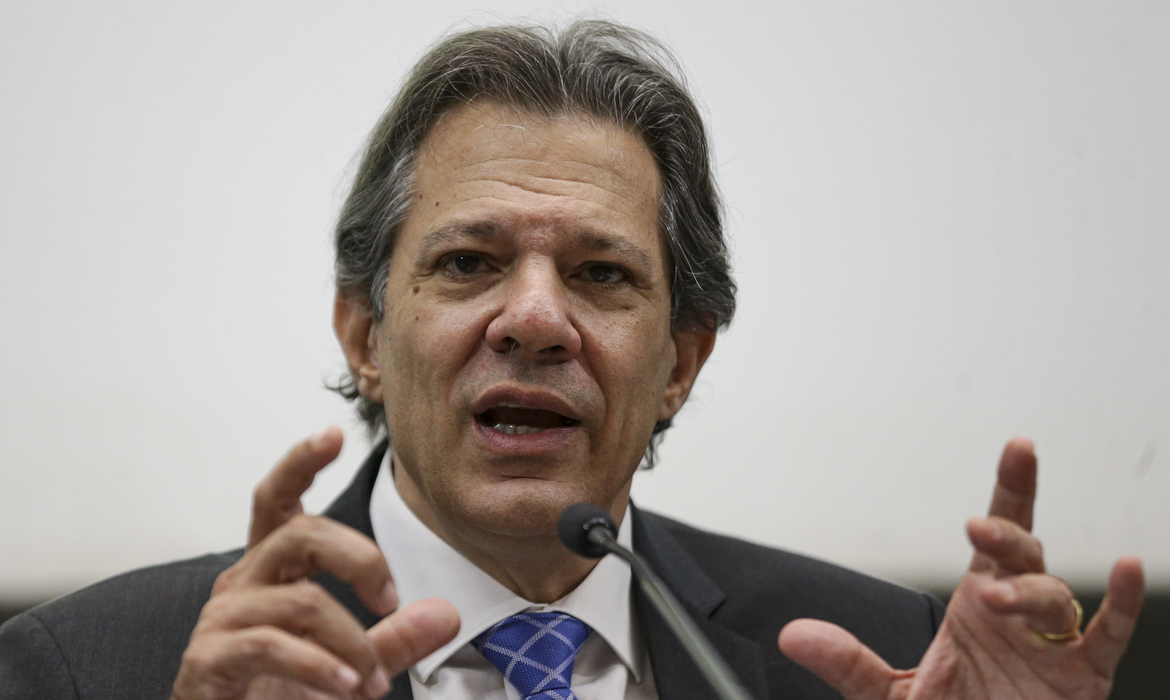Haddad fala em “amadurecimento” do Brasil com aprovação de reforma