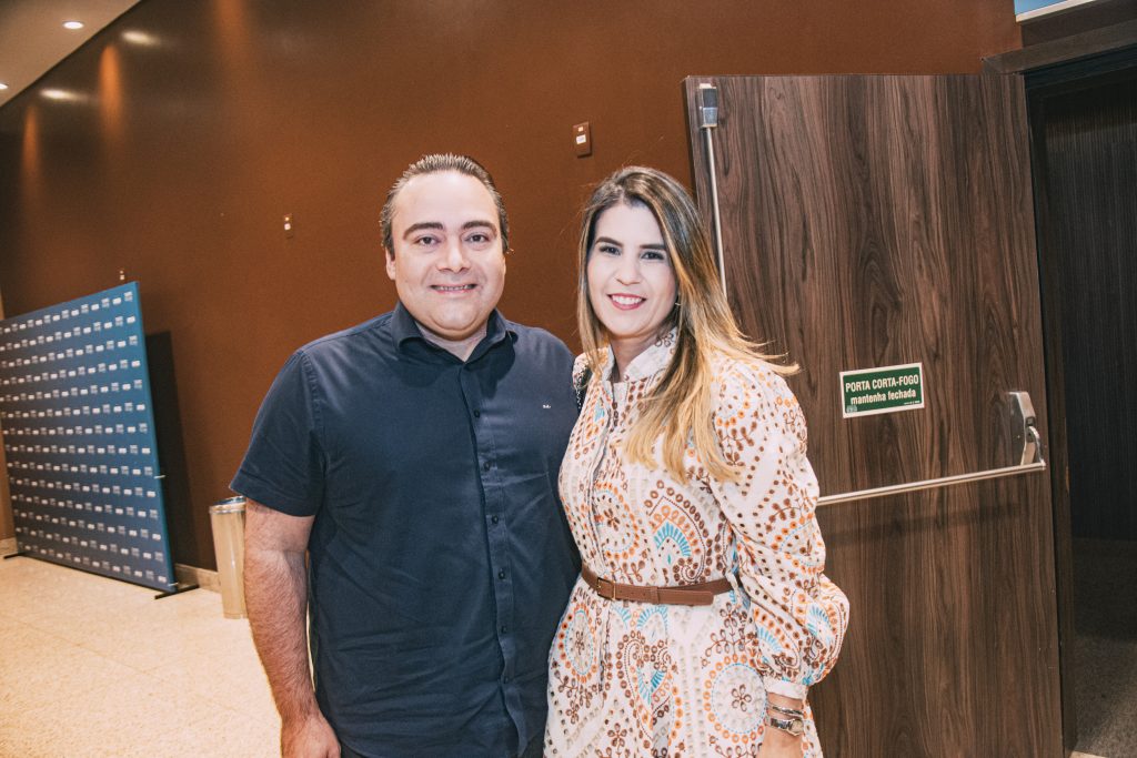 Ozires E Beatriz Pontes