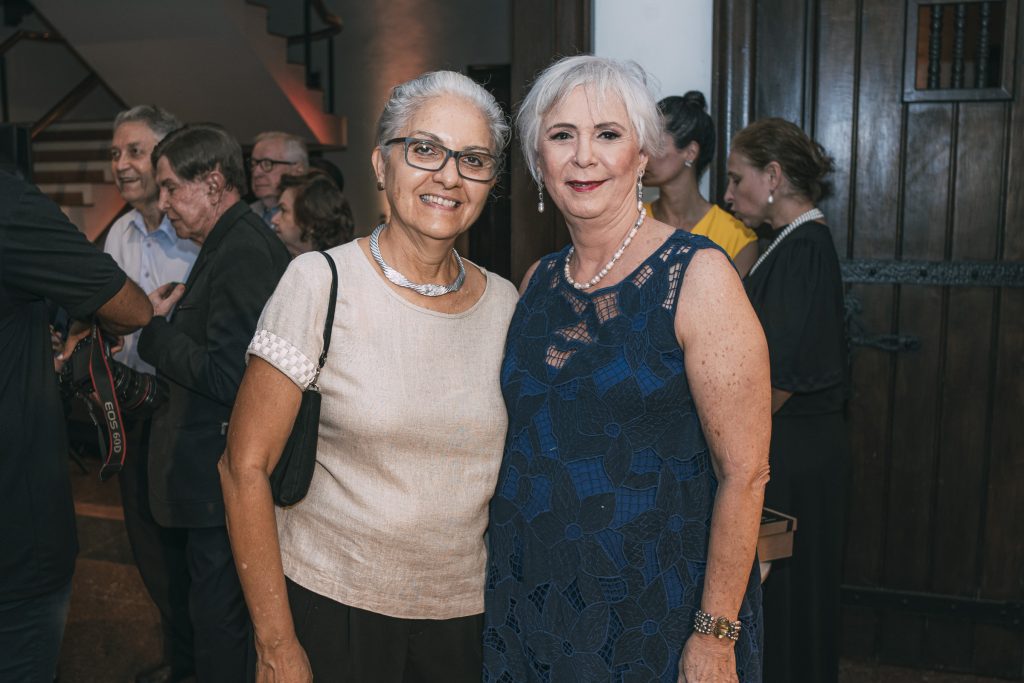 Patricia Veloso E Olga Maria Pamplona