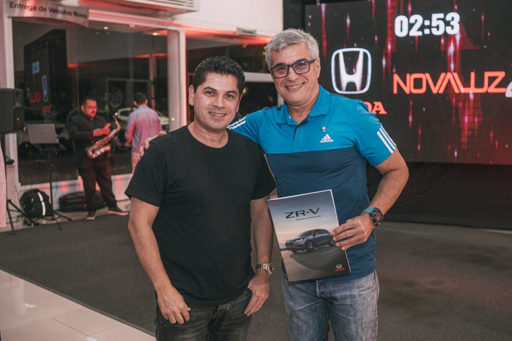 Pompeu Vasconcelos E Paulo Roberto