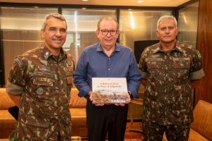 Presidente Da Fiec Recebe Comandante Militar Do Nordeste E Comandante Da 10 Regiao Militar