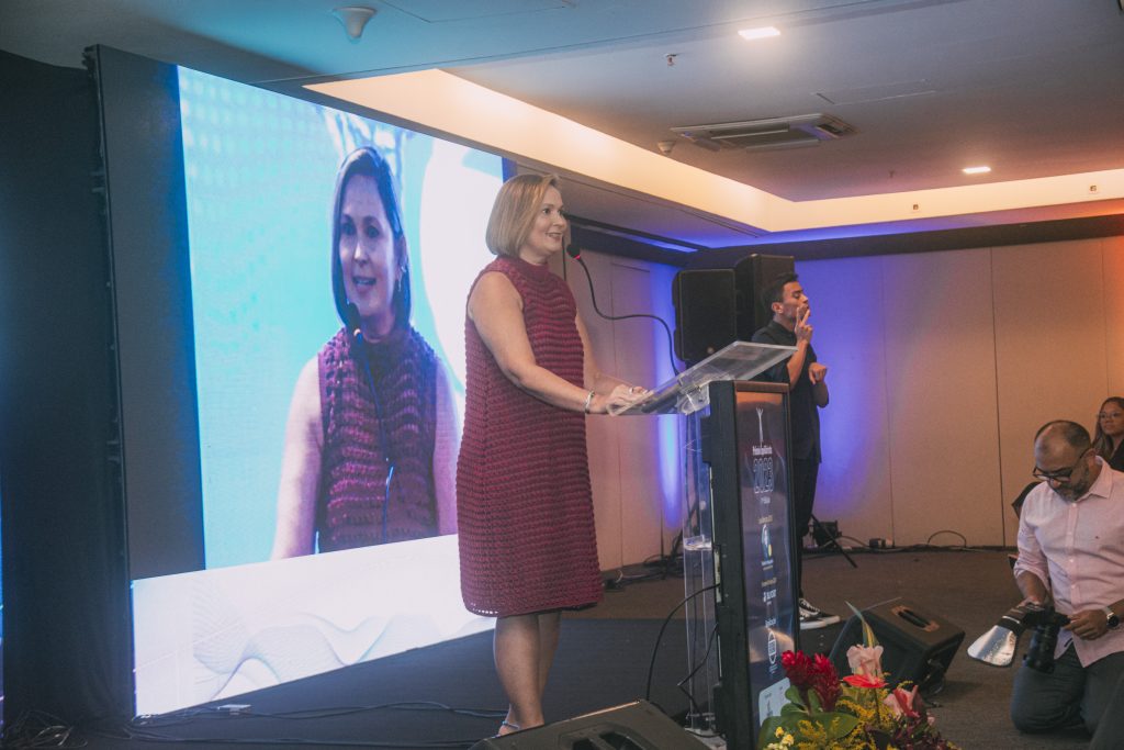 Rennata Santiago (1)