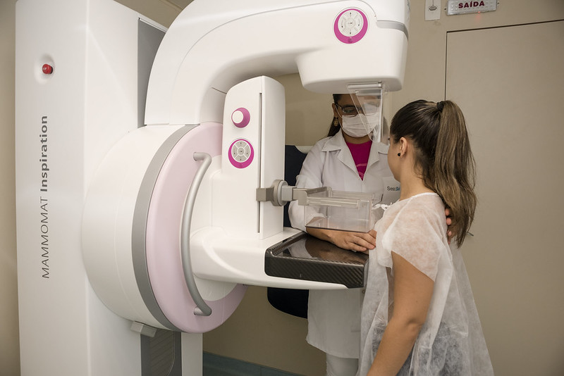 Combate ao Câncer: Prevenção é trunfo para conter a doença, que também afeta a economia