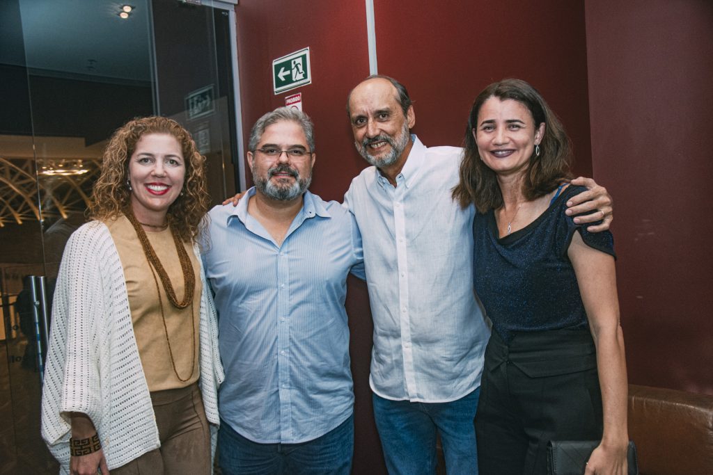 
				Ticiana Rolim Queiroz, Edson Queiroz Neto, Josy Gondim e Assis Gondim 
				