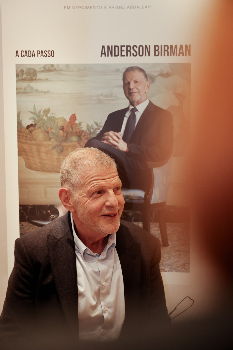 Personalidades prestigiam lançamento do livro de Anderson Birman, fundador da Arezzo&Co, em São Paulo