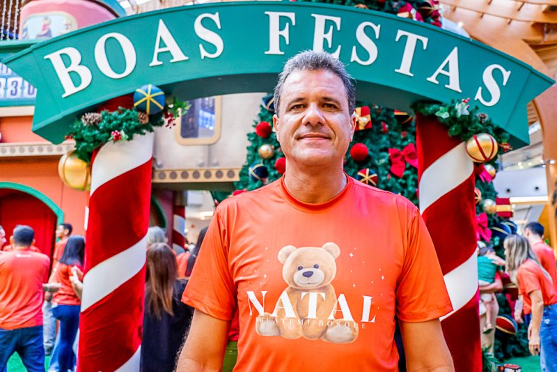 JINGLE BELLS - Papai Noel aterrissa no Iguatemi Bosque e dá boas-vindas aos festejos do Natal