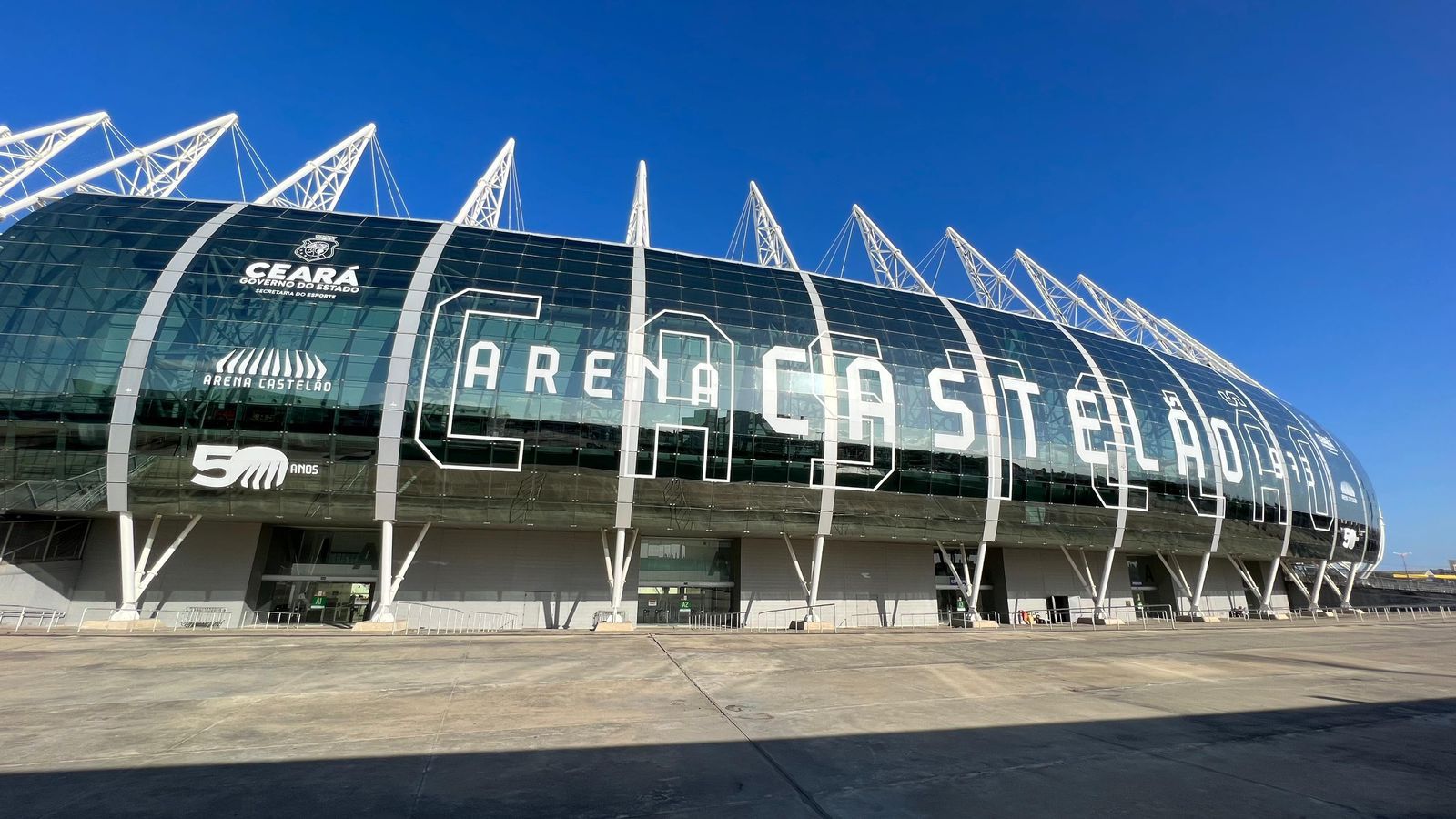 Governo do Ceará realiza solenidade em comemoração aos 50 anos da Arena Castelão