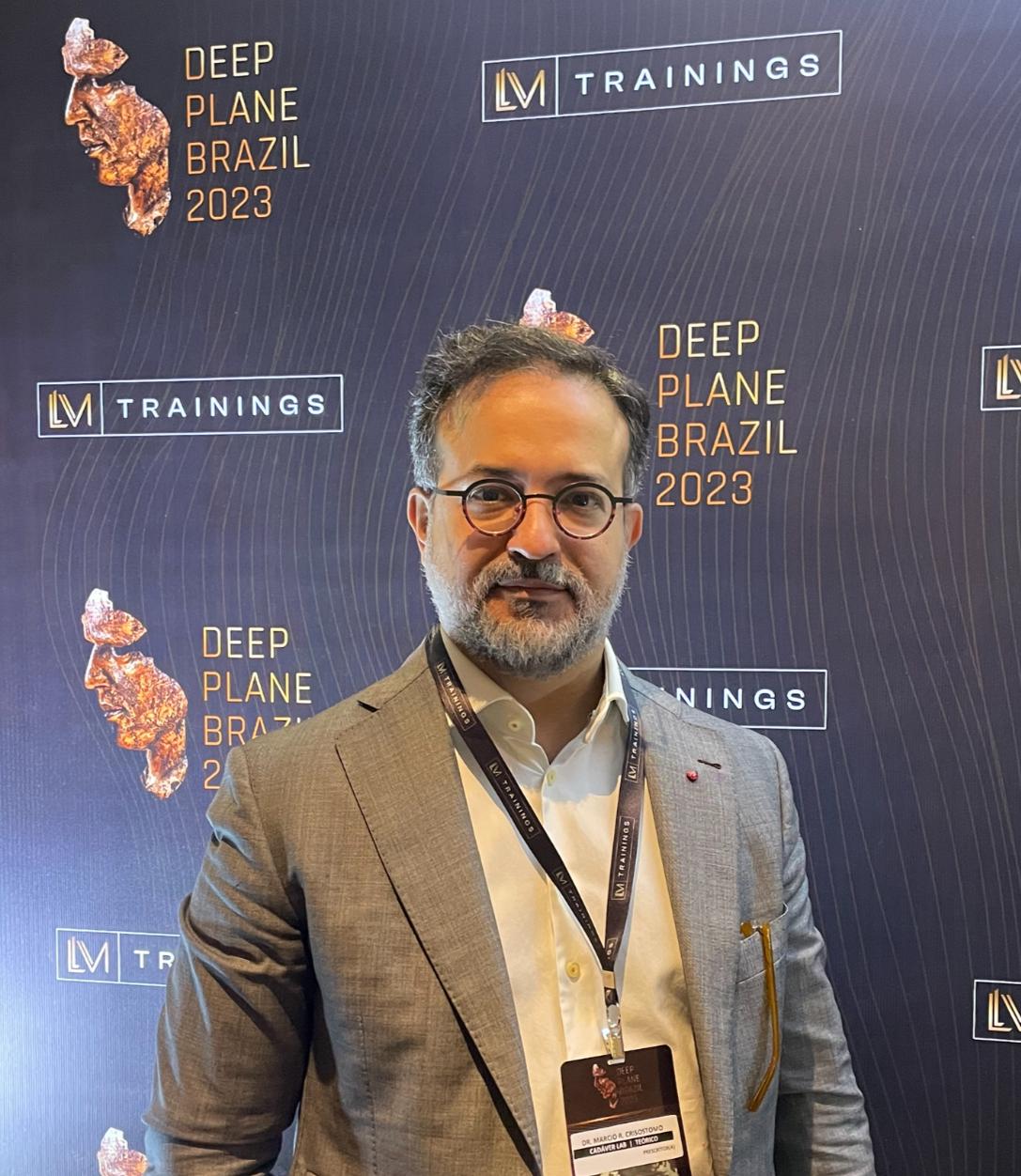 Márcio Crisóstomo participa de congressos de Cirurgia Plástica Facial Deep Plane em SP, RJ e na Itália