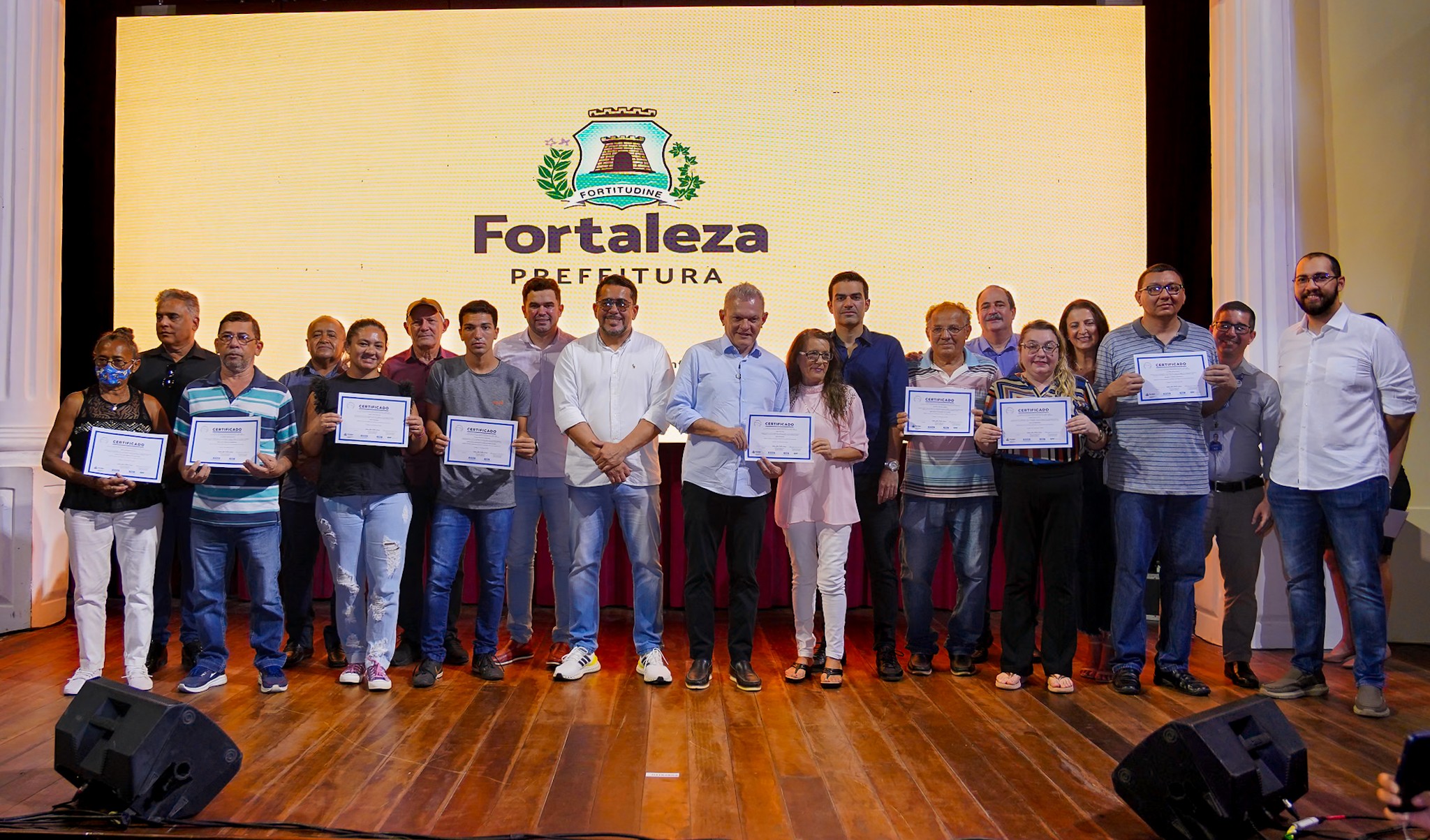 Sarto entrega 2 mil certificados do Programa Fortaleza + Futuro em parceria com o Senai