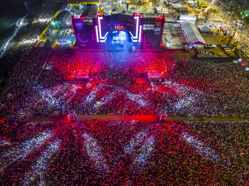 Réveillon de Fortaleza não terá fogos, apenas show de luzes com drones no céu da Praia de Iracema