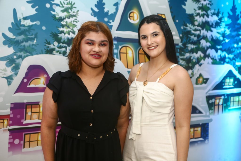 Ana Carolina Morais E Vitoria Moreira