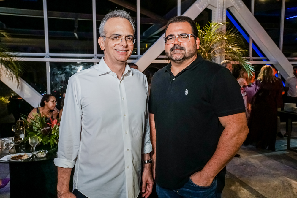 Arthur De Castro E Luciano Cavalcante Neto
