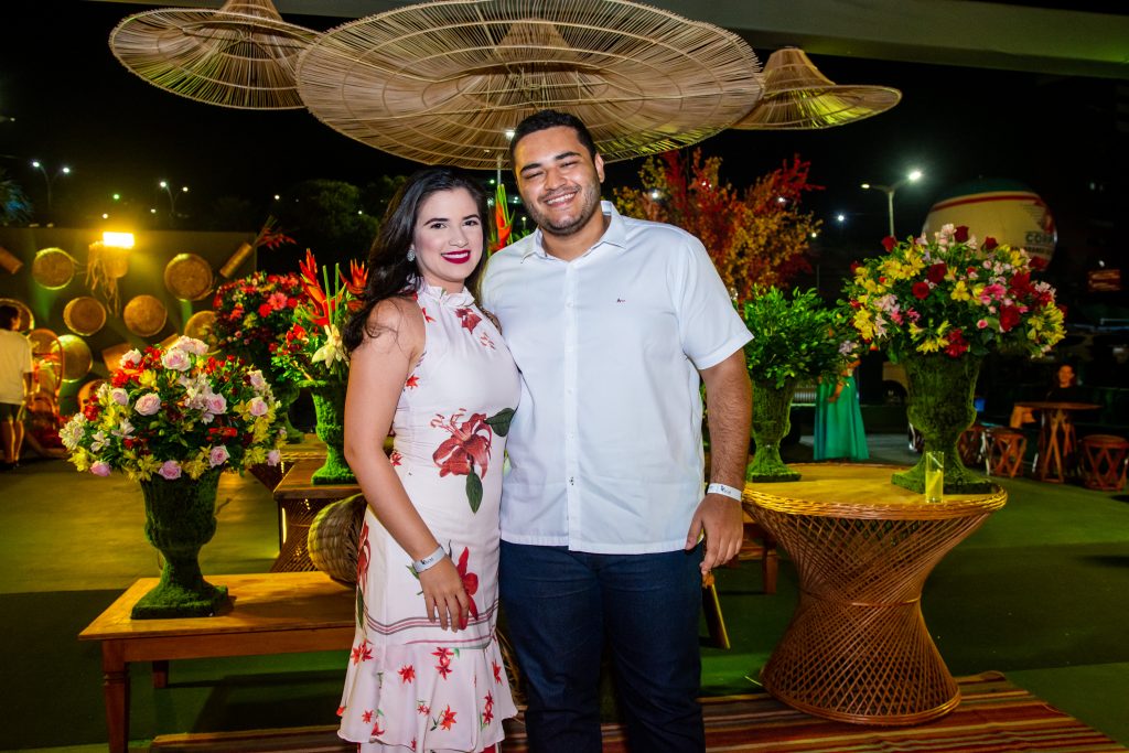 Beatriz Santiago E Mauro Liberato Filho (2)