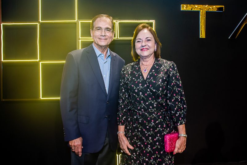Glamour e sofisticação - Tallis Joias celebra 30 anos de sucesso em luxuosa festa com apresentações de Latino e Daniel Boaventura