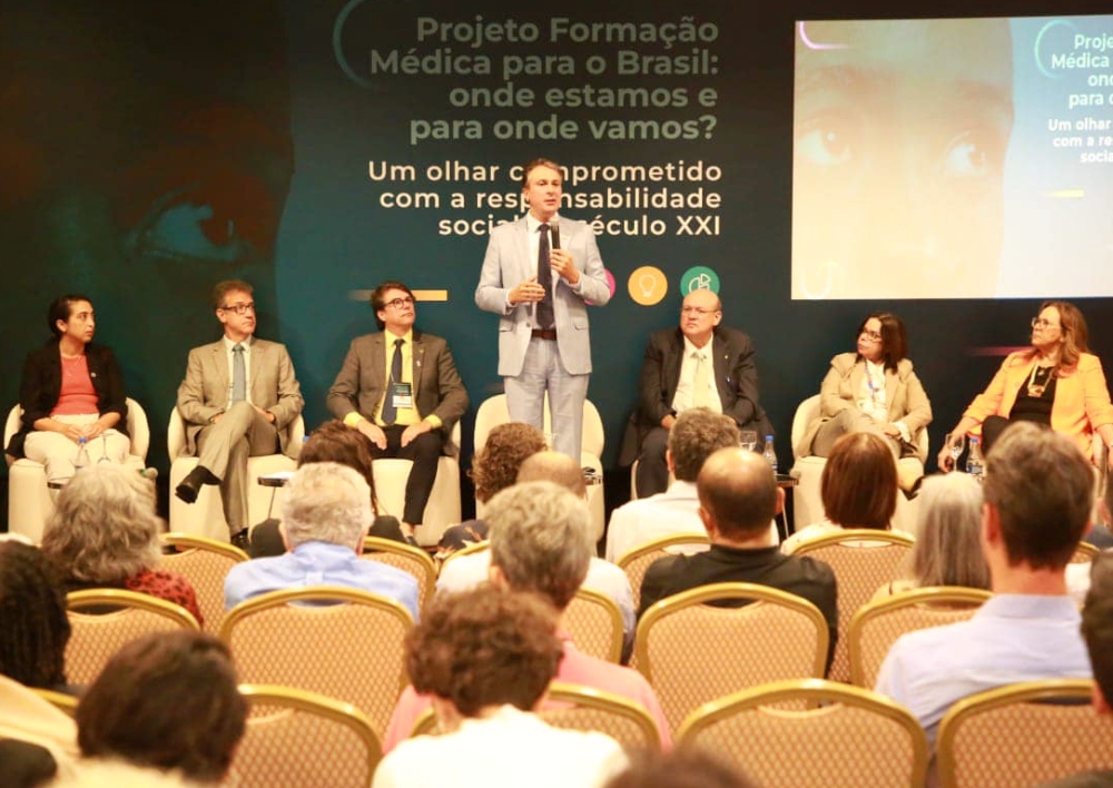 Camilo Santana destaca a relevância do ‘Projeto Formação Médica para o Brasil’