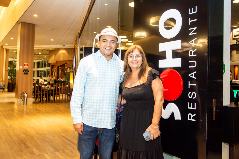 Chambinho Do Acordeon E Daniela Piccino