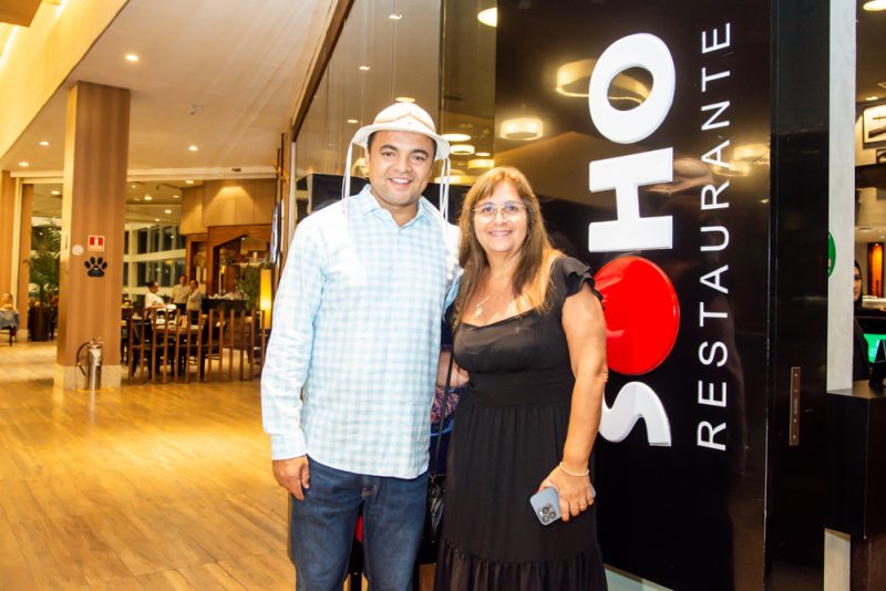 CARDÁPIO DIFERENCIADO - Soho reúne embaixadores do projeto social “Amigos Express” e apresenta novidades do menu de 2024