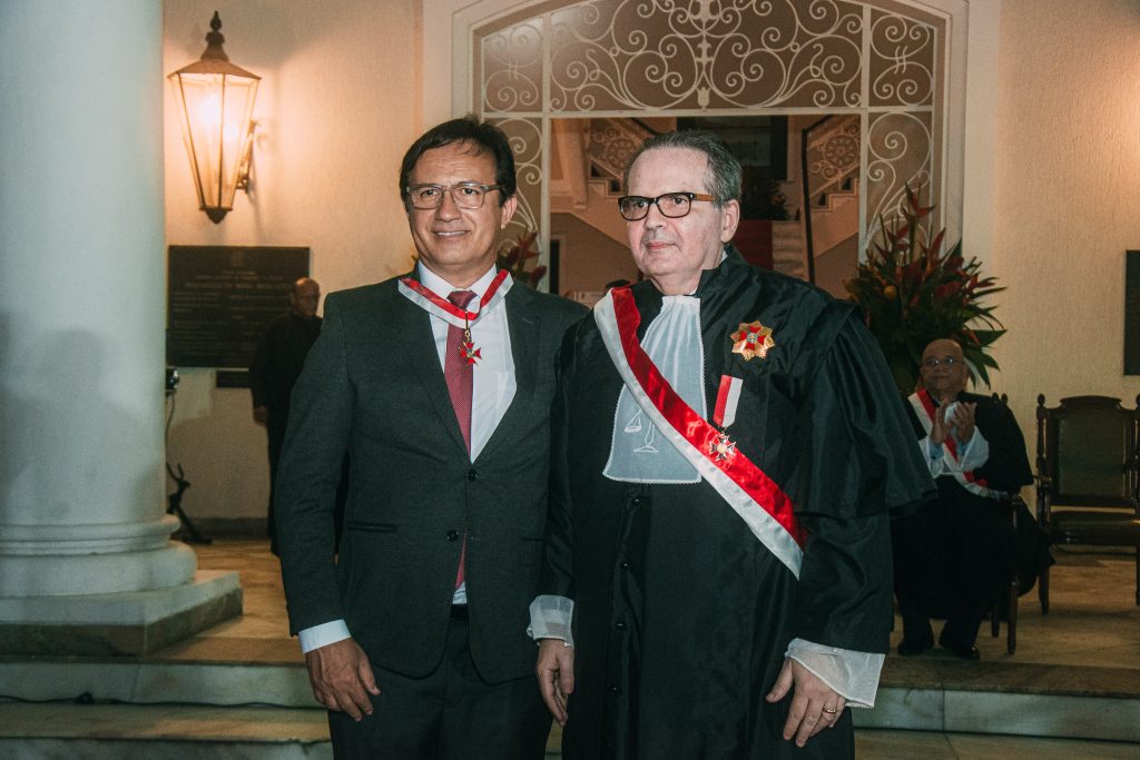 Custodio Almeida E Emmanoel Furtado
